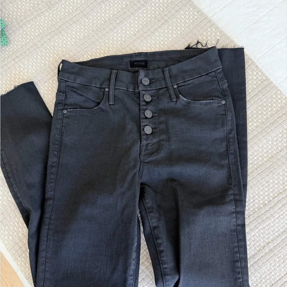 MOTHER Pixie Ankle Fray Skinny Jeans in Not Guilty Black Sz 24